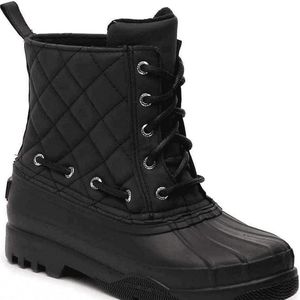 Sperry top sider‎ boots.